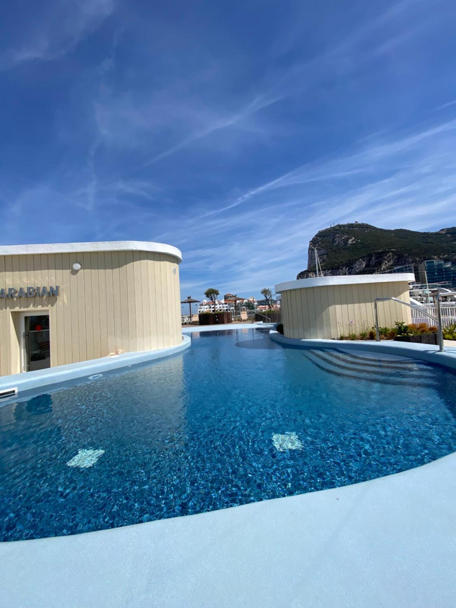 Deluxe Marina View Seafront Gibraltar Stay Экстерьер фото